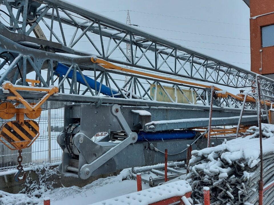 Macara Automontantă SMH 321